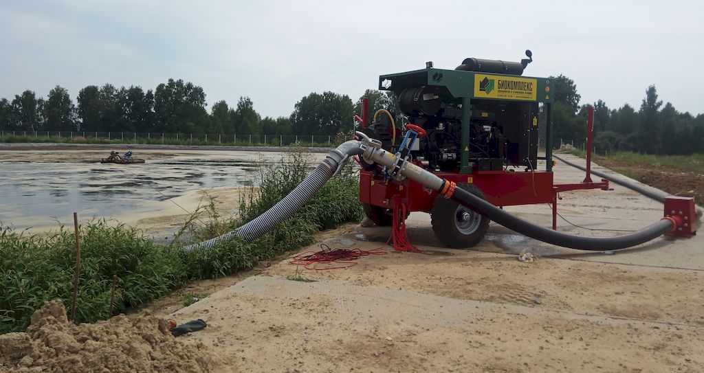 Перекачивание навоза в поля