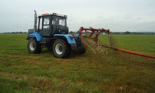 2-х тарельчатые разбрызгиватели для поверхностного внесения навоза в поля