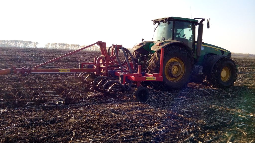 инжектор культиватор для внесения навоза в поля