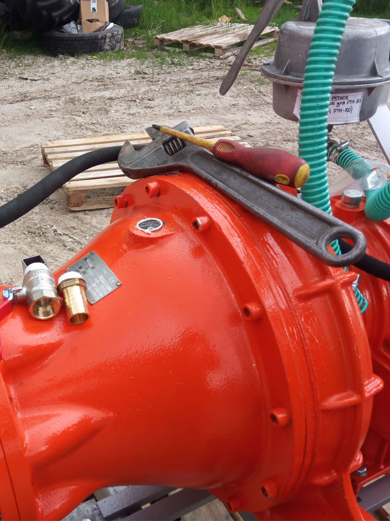 Ремонт насоса от ВОМ в поле